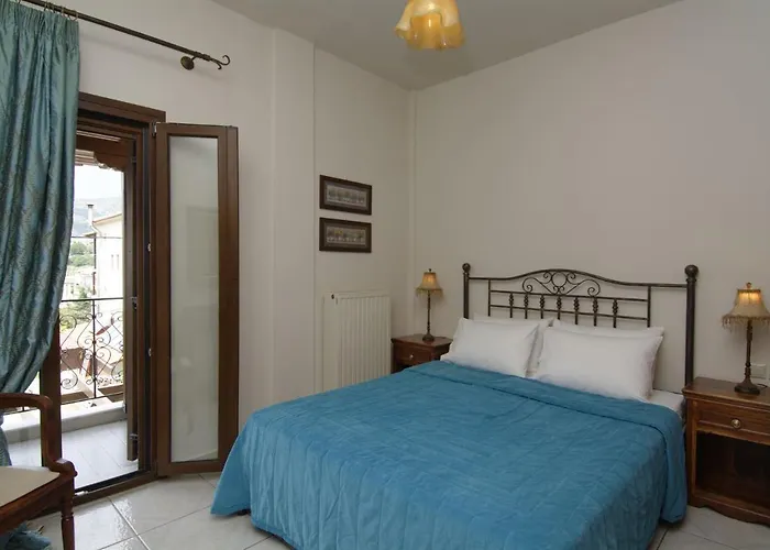 Iatrou House- With Incredible View 빌라 *