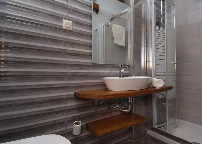 Iatrou House- With Incredible View 포르테리아